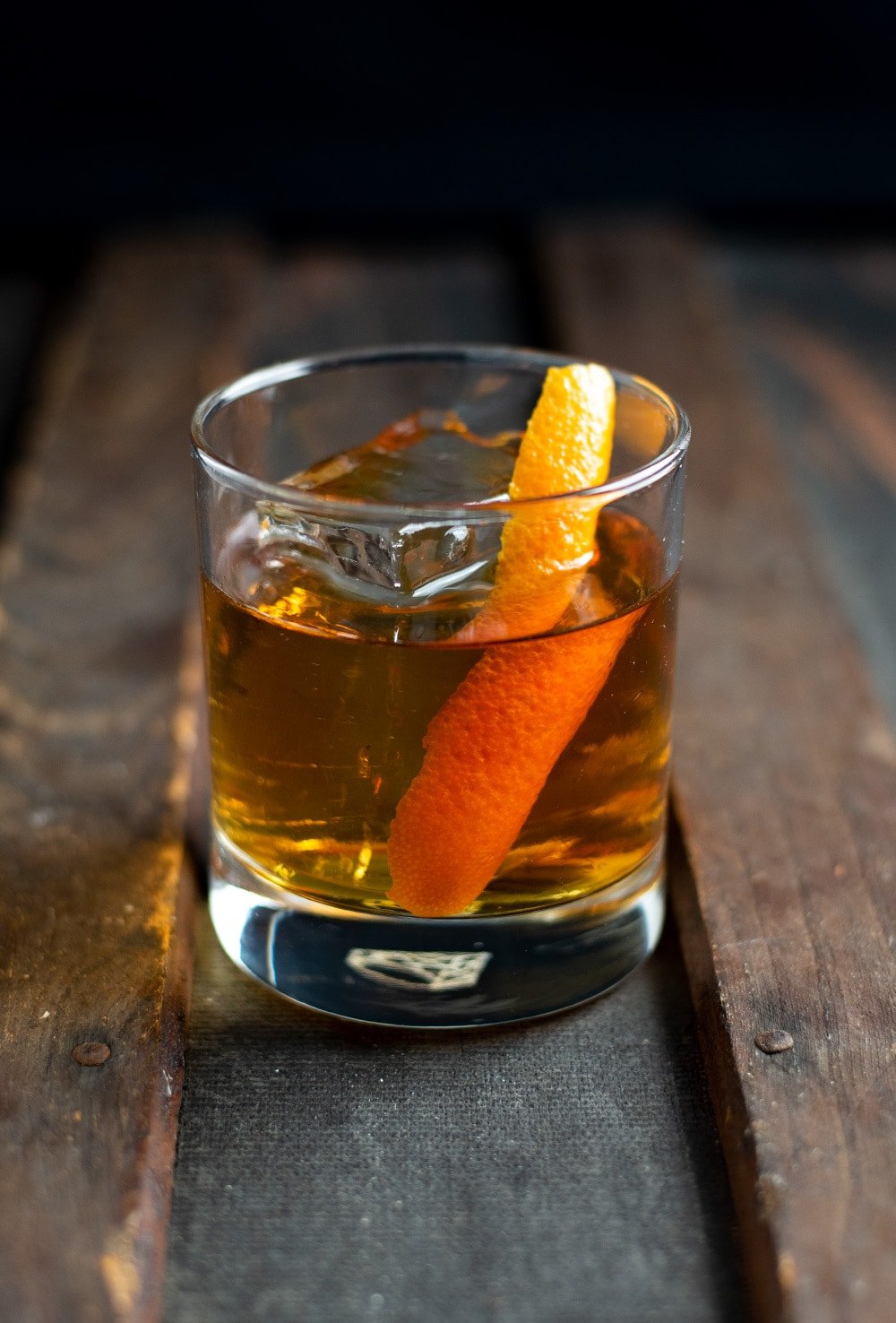 old fashioned cocktail