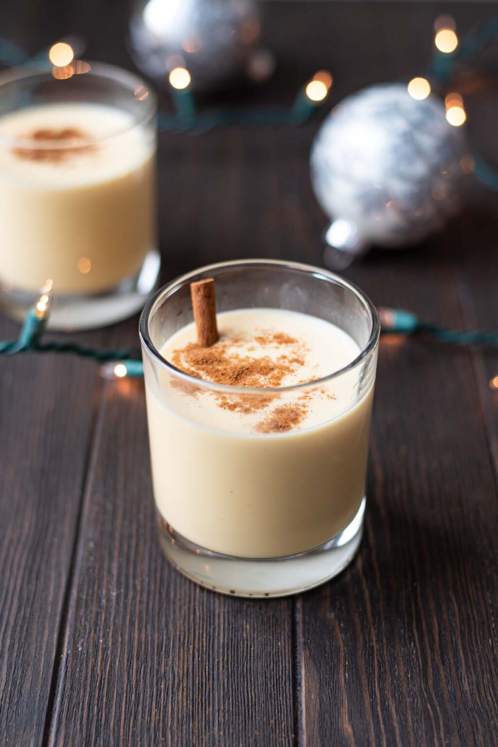 Eggnog Holiday Cocktail - Kitchen Swagger